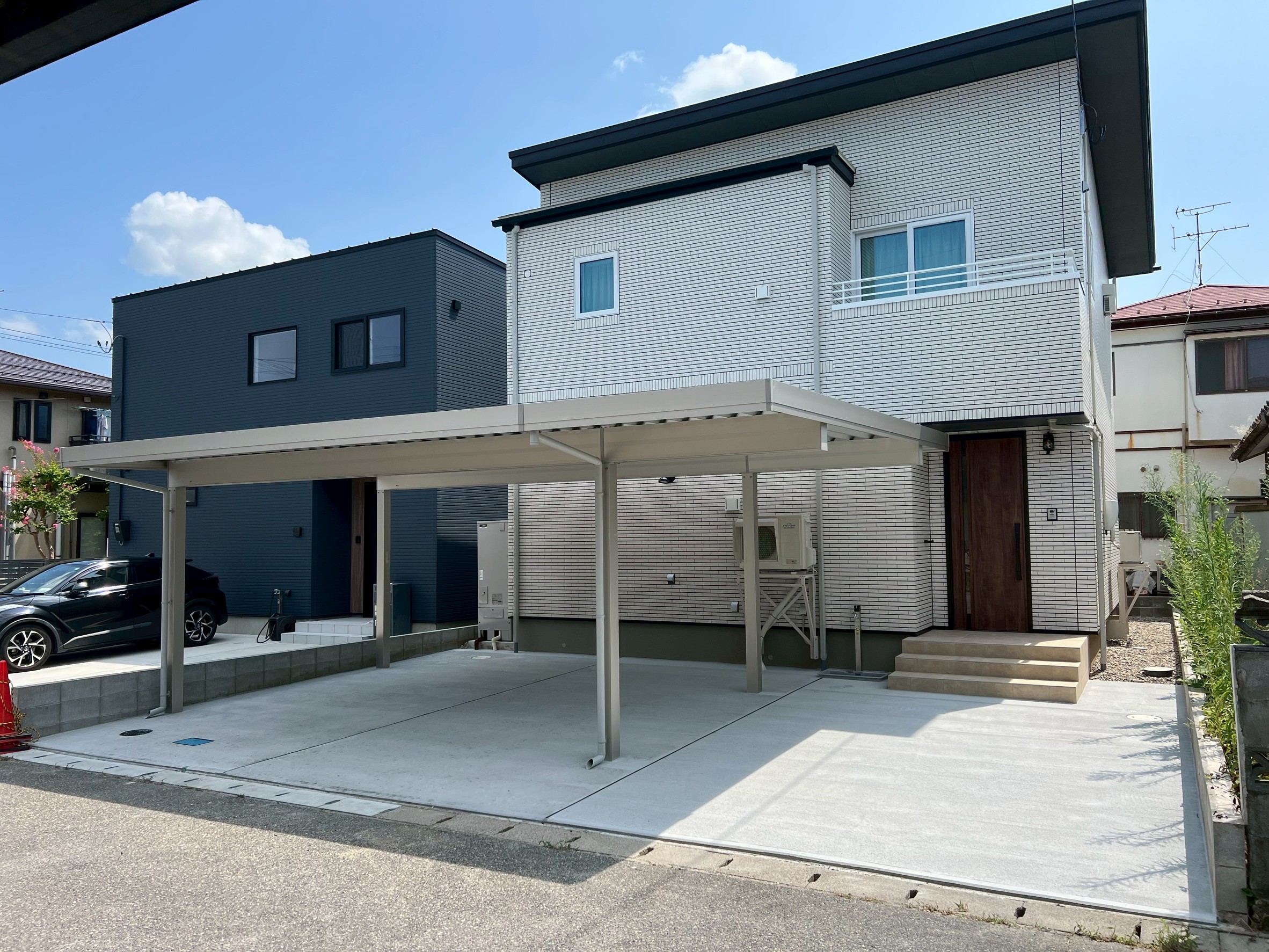 新潟市東区 W様 / カーポート工事 防草シート、敷砂利工事 コンクリート工事